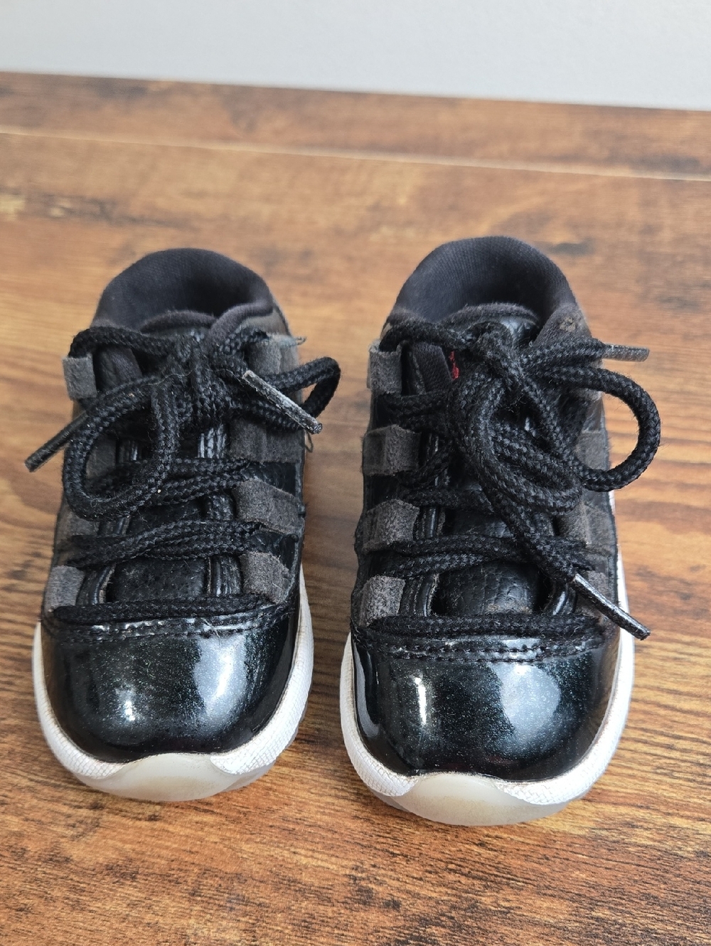Nike Kids Black and White Sneakers